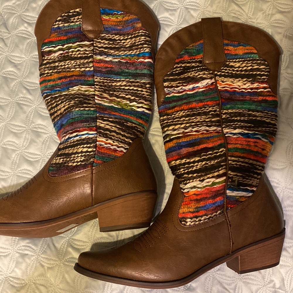 New! Mata Serape western boots